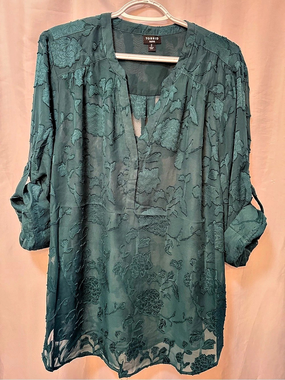 Torrid Harper Teal Floral Burnout Blouse Size 2 2X Roll Tab Sleeve